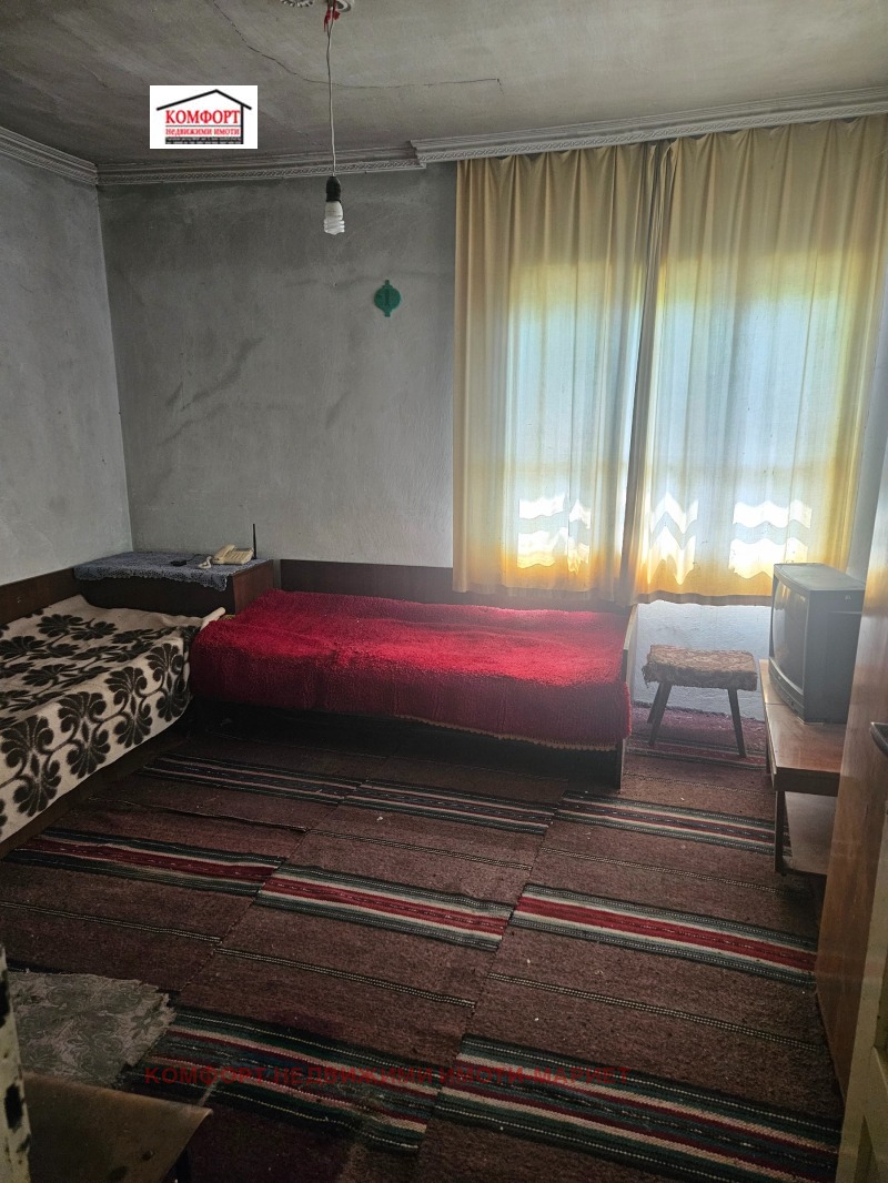 Продава  Къща област Плевен , с. Тотлебен , 140 кв.м | 39318208 - изображение [11]