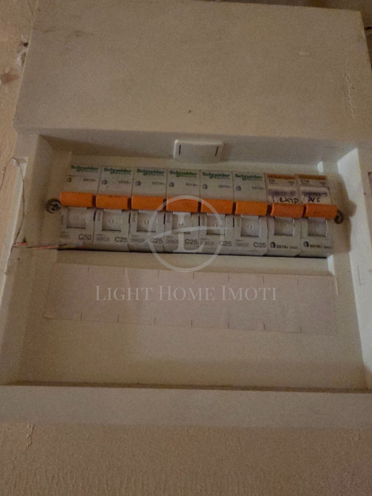 Продава МНОГОСТАЕН, гр. Пловдив, Тракия, снимка 12 - Апартаменти - 55471676