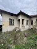 Продава КЪЩА, област Търговище, с. Певец • 75000 лв. • 74122288 — Holmes.bg