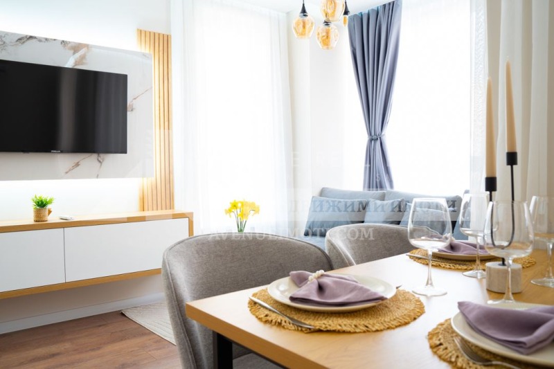 Продава  2-стаен, град Пловдив, Южен •  129 900 EUR • ID 20424746 — holmes.bg - [1] 