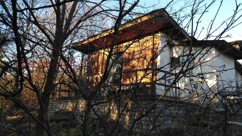 Продава ВИЛА, с. Царичина, област София област