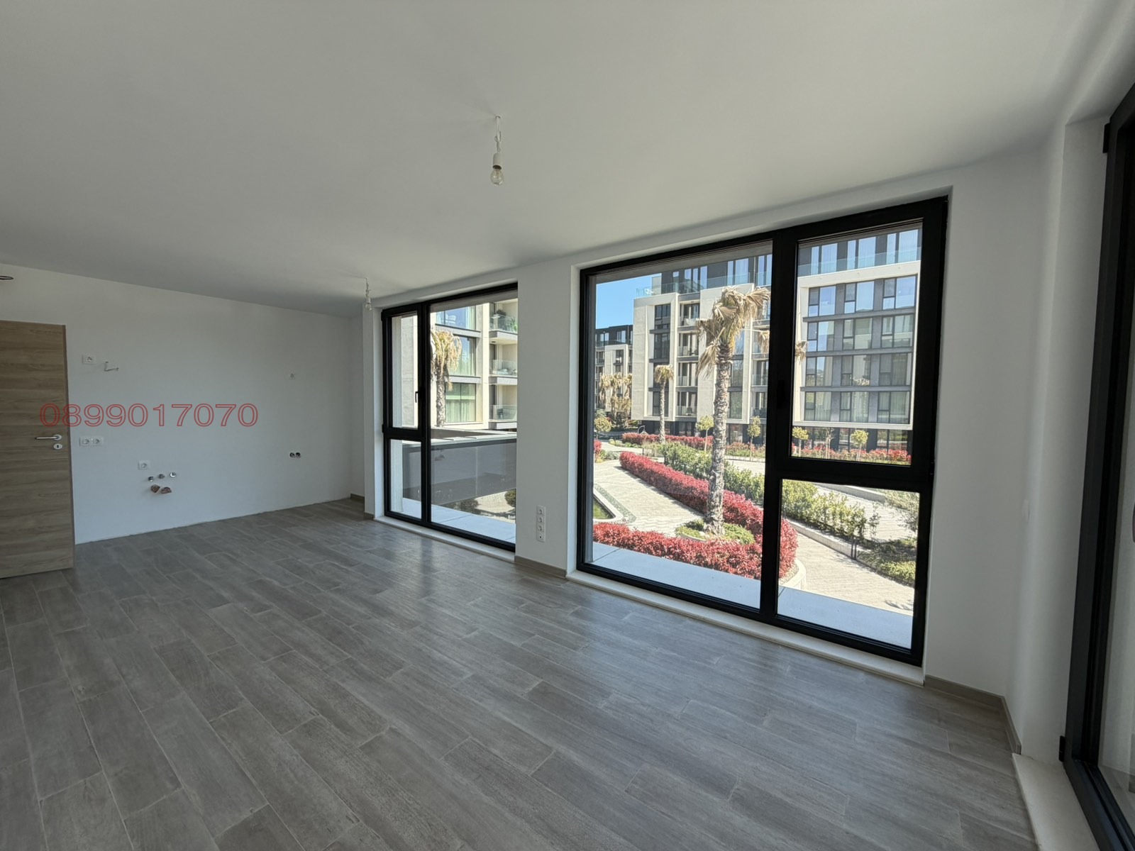 Продава 2-СТАЕН, гр. Варна, к.к. Св.Св. Константин и Елена, снимка 3 - Апартаменти - 54629122