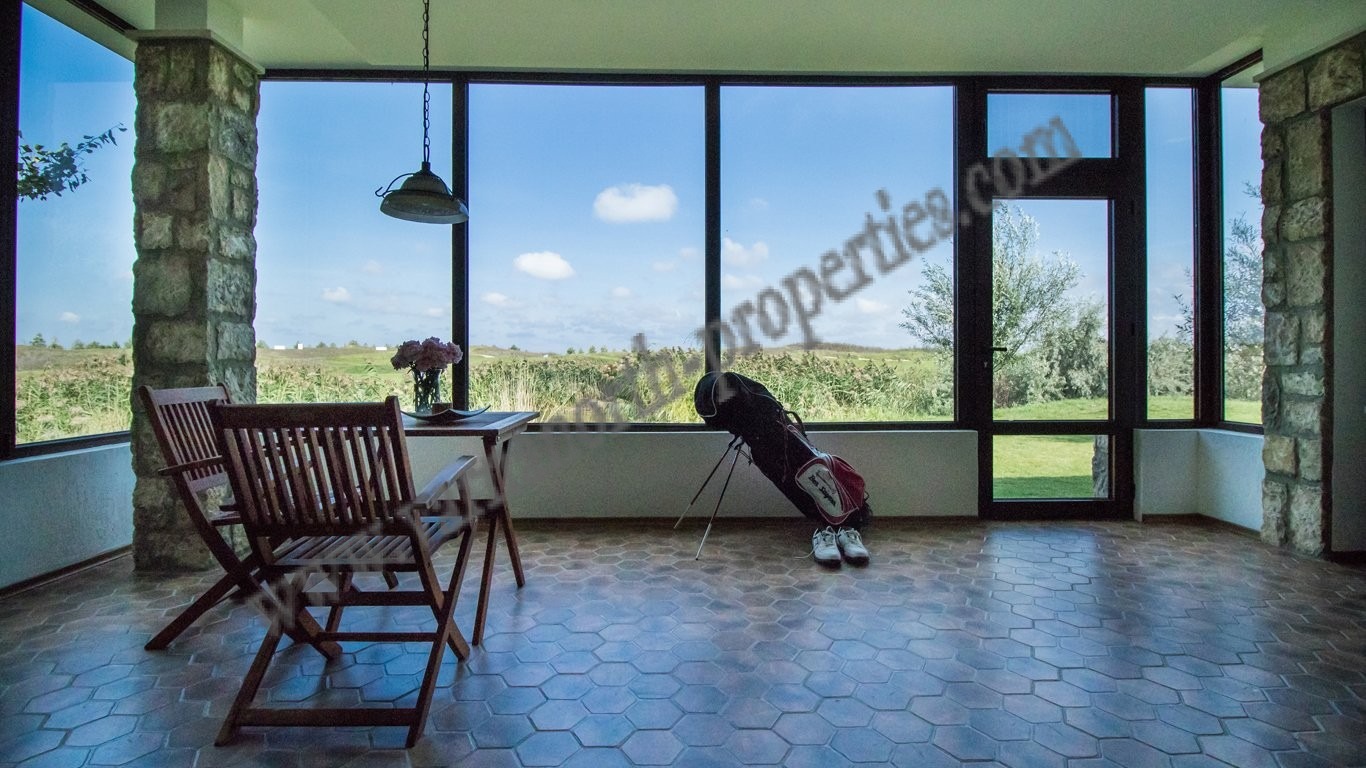 Продава КЪЩА, гр. Балчик, област Добрич, снимка 5 - Къщи - 54368335