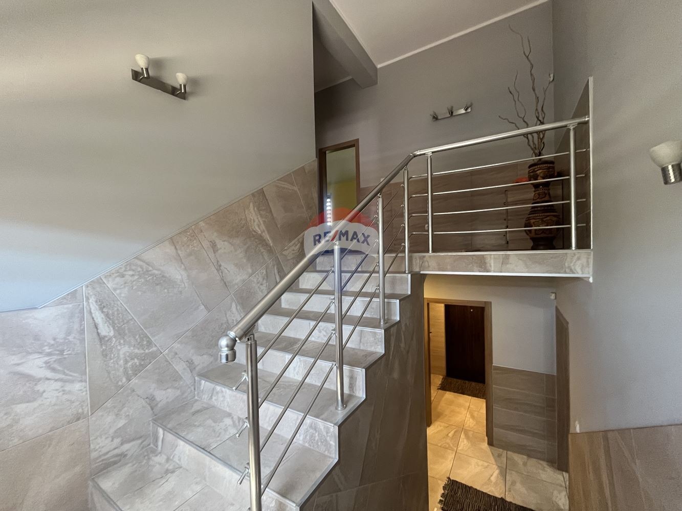 Продава КЪЩА, с. Близнаци, област Варна, снимка 10 - Къщи - 55840051