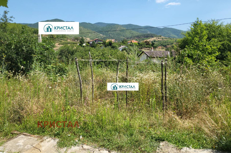 Продава КЪЩА, с. Розовец, област Пловдив
