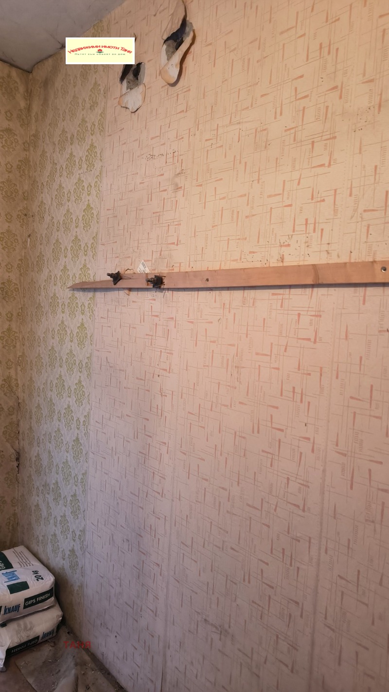 Продава 1-СТАЕН, гр. Перник, Тева, снимка 9 - Апартаменти - 52633271