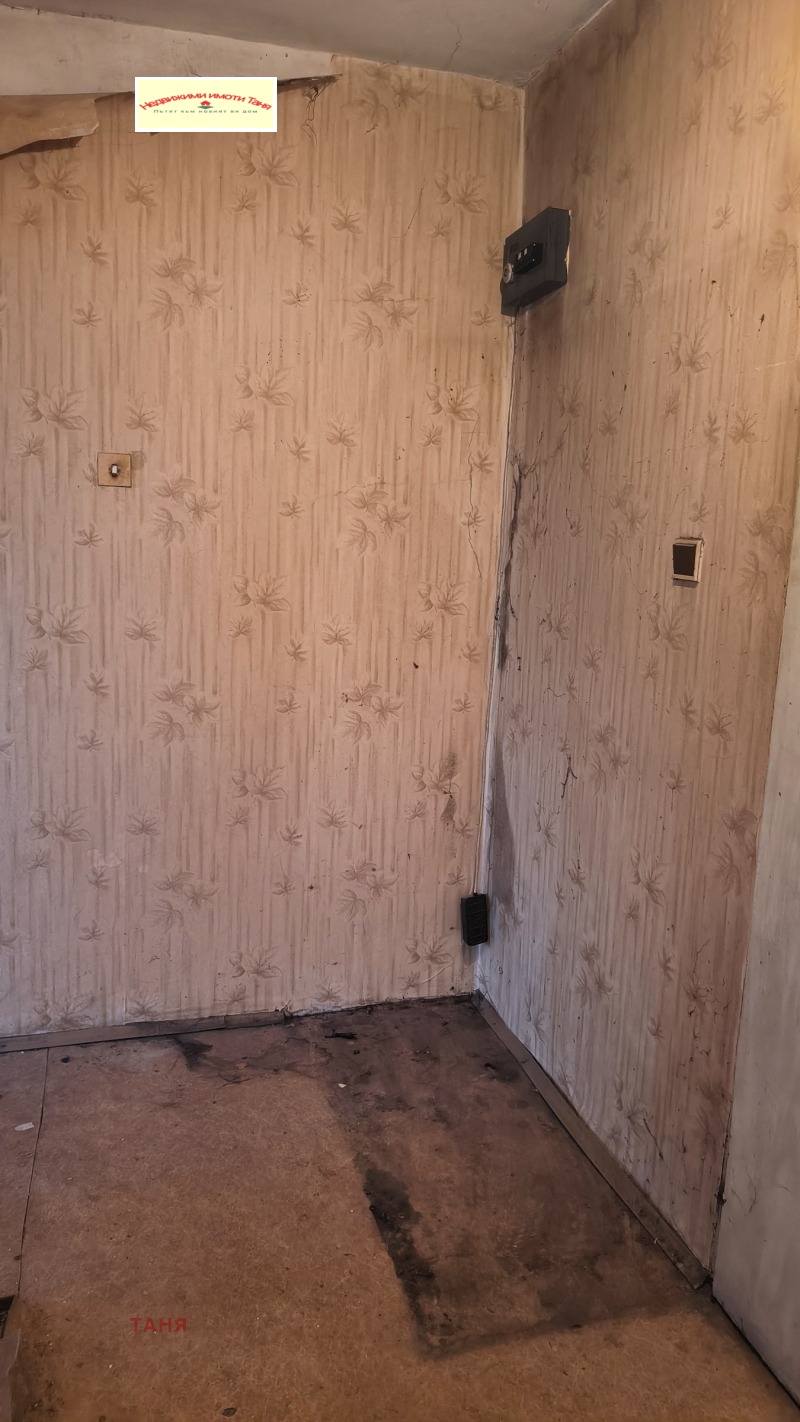 Продава 1-СТАЕН, гр. Перник, Тева, снимка 10 - Апартаменти - 52633271