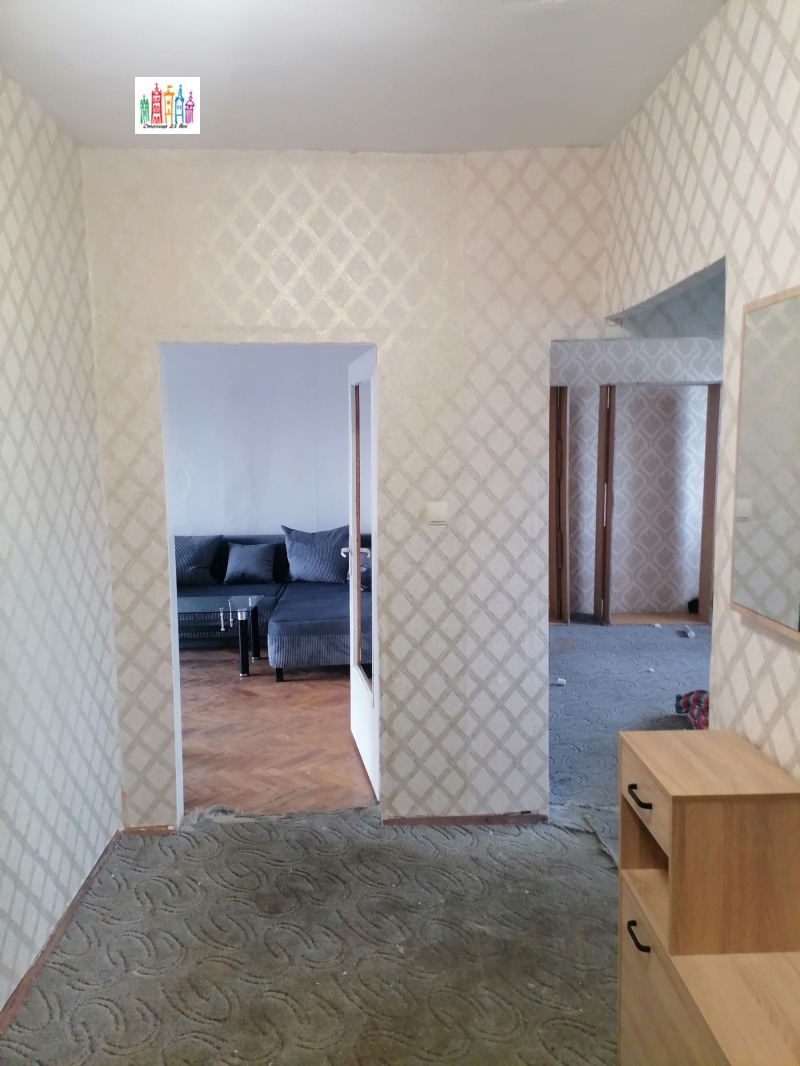 À vendre  1 chambre Pernik , Mochino , 70 m² | 52260536