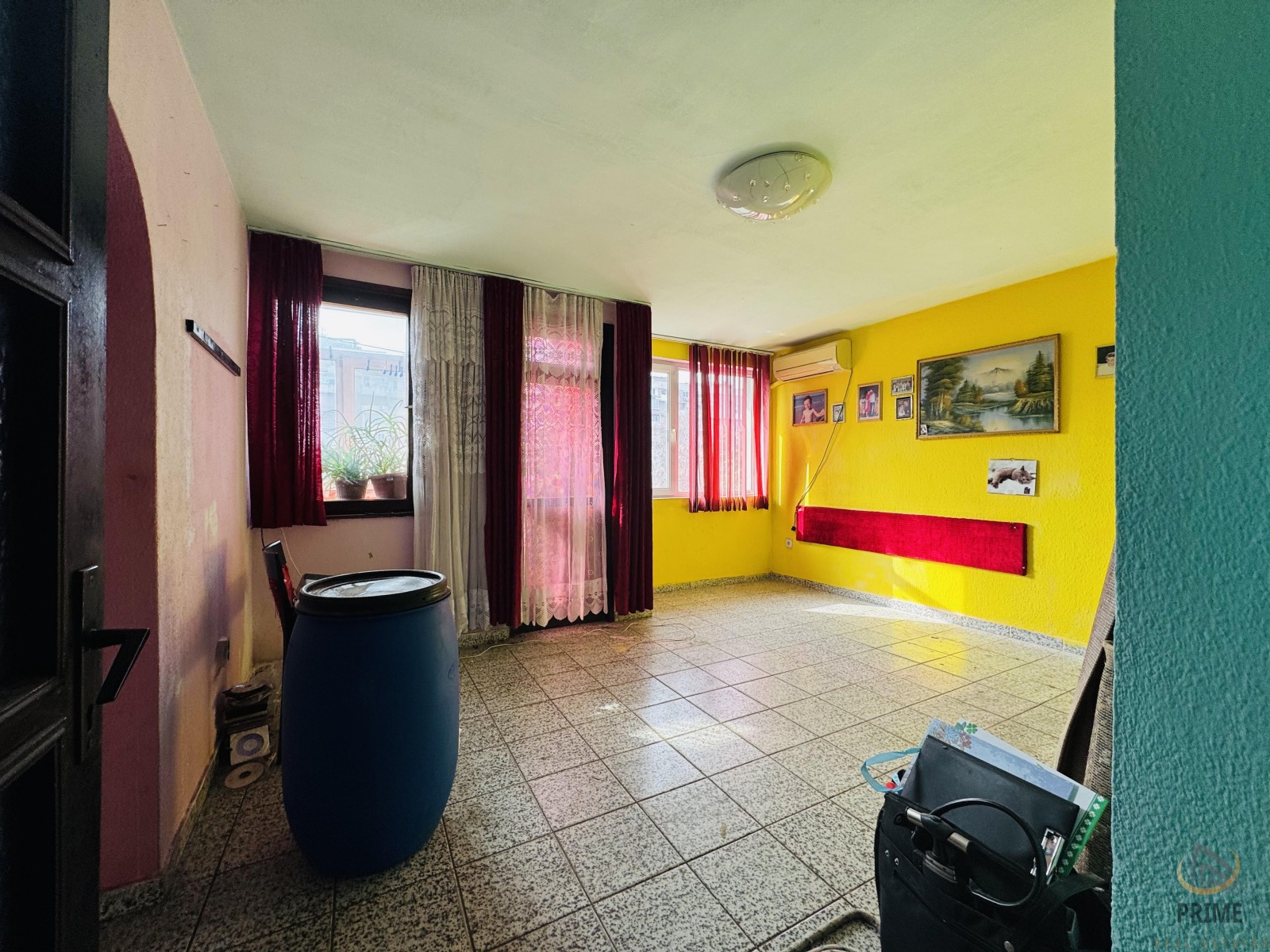 Продава 3-СТАЕН, гр. Бургас, Възраждане, снимка 2 - Апартаменти - 49315368