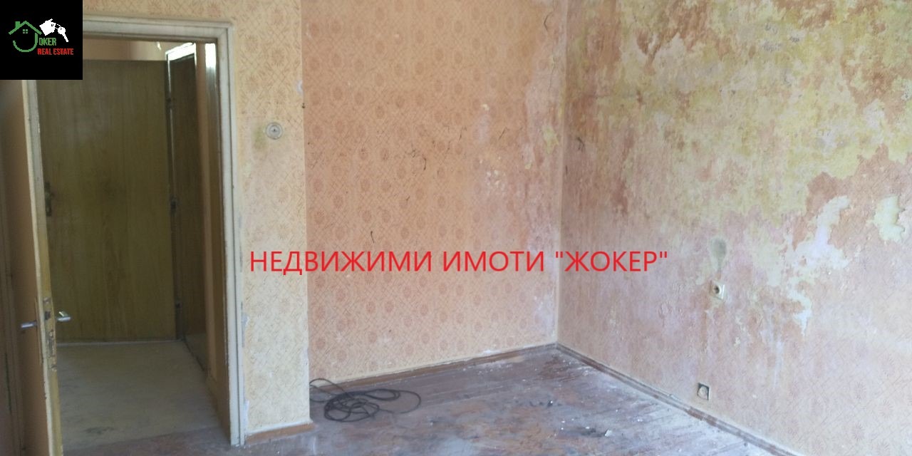 Продава ЕТАЖ ОТ КЪЩА, гр. Горна Оряховица, област Велико Търново, снимка 7 - Етаж от къща - 55978977