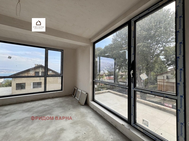 In vendita  1 camera da letto Varna , Galata , 99 mq | 77820860