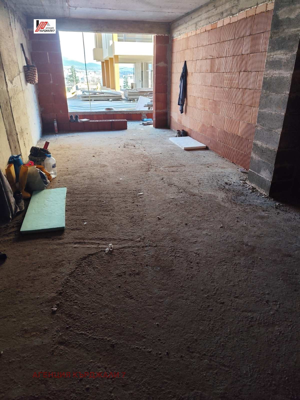 Продава 2-СТАЕН, гр. Кърджали, Възрожденци, снимка 2 - Апартаменти - 53646428