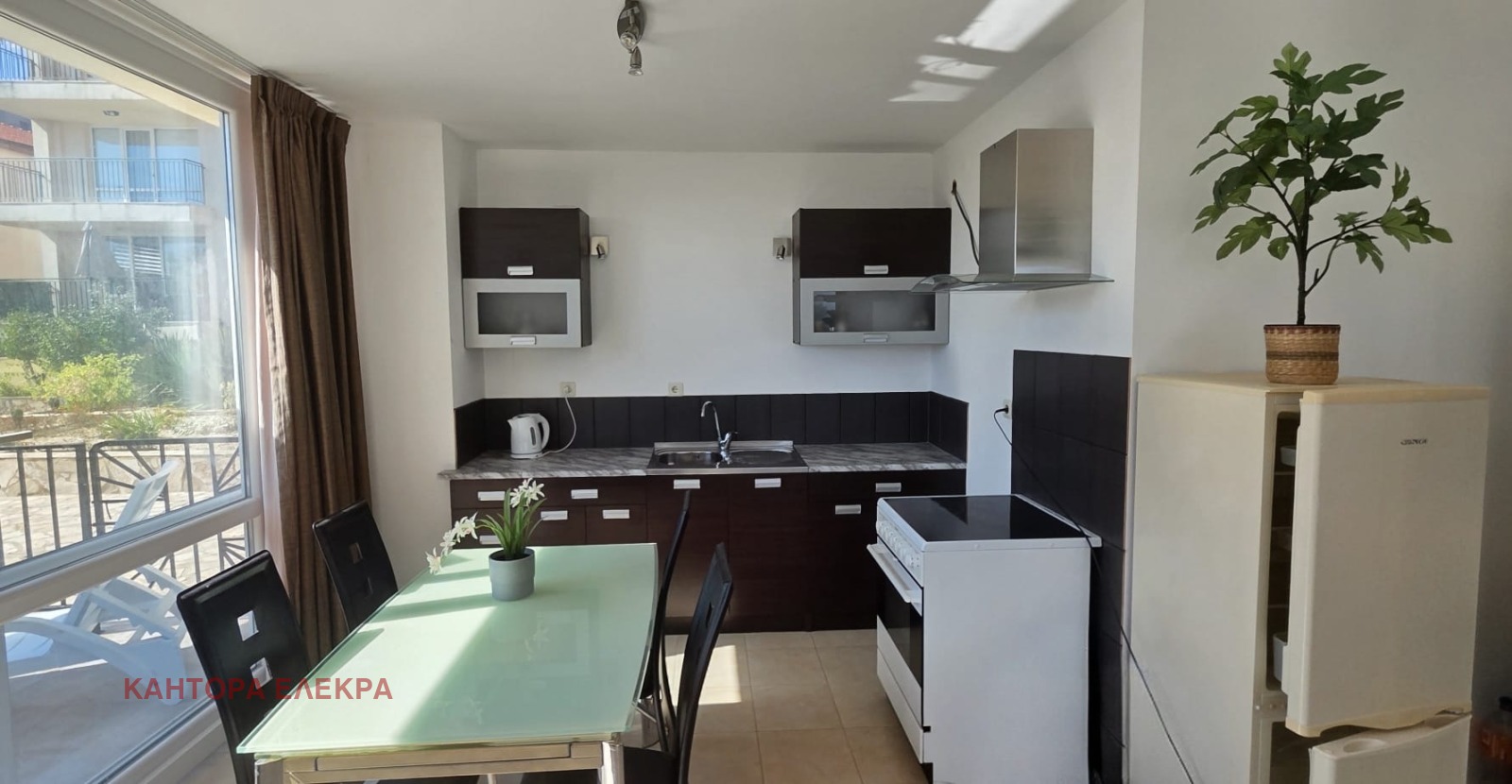 Продава 3-СТАЕН, гр. Бяла, област Варна, снимка 3 - Апартаменти - 56161930