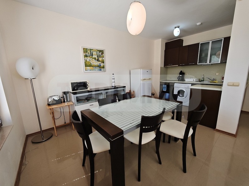 Myytävänä  2 makuuhuonetta Dobrichin alue , Baltšik , 135 neliömetriä | 40515571