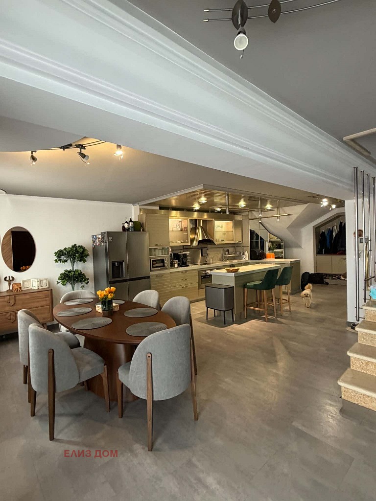 Продава МНОГОСТАЕН, гр. Варна, ХЕИ, снимка 2 - Апартаменти - 55457593