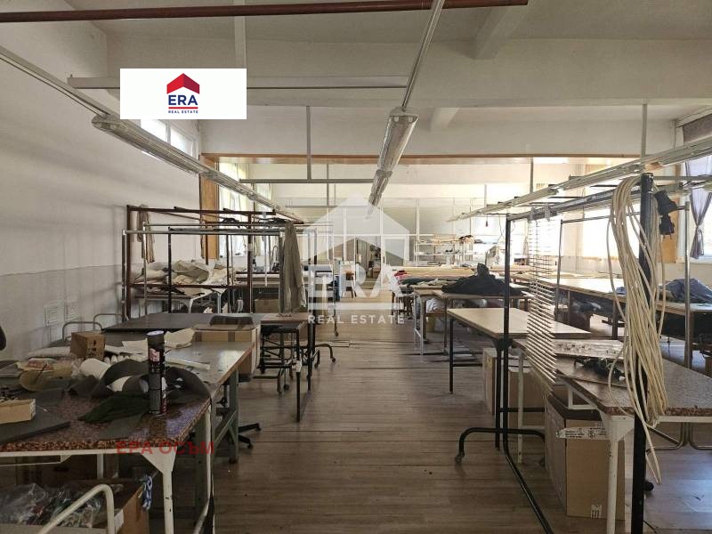 Продава ПРОМ. ПОМЕЩЕНИЕ, гр. Ловеч, Промишлена зона - Изток, снимка 12 - Производствени сгради - 55429767