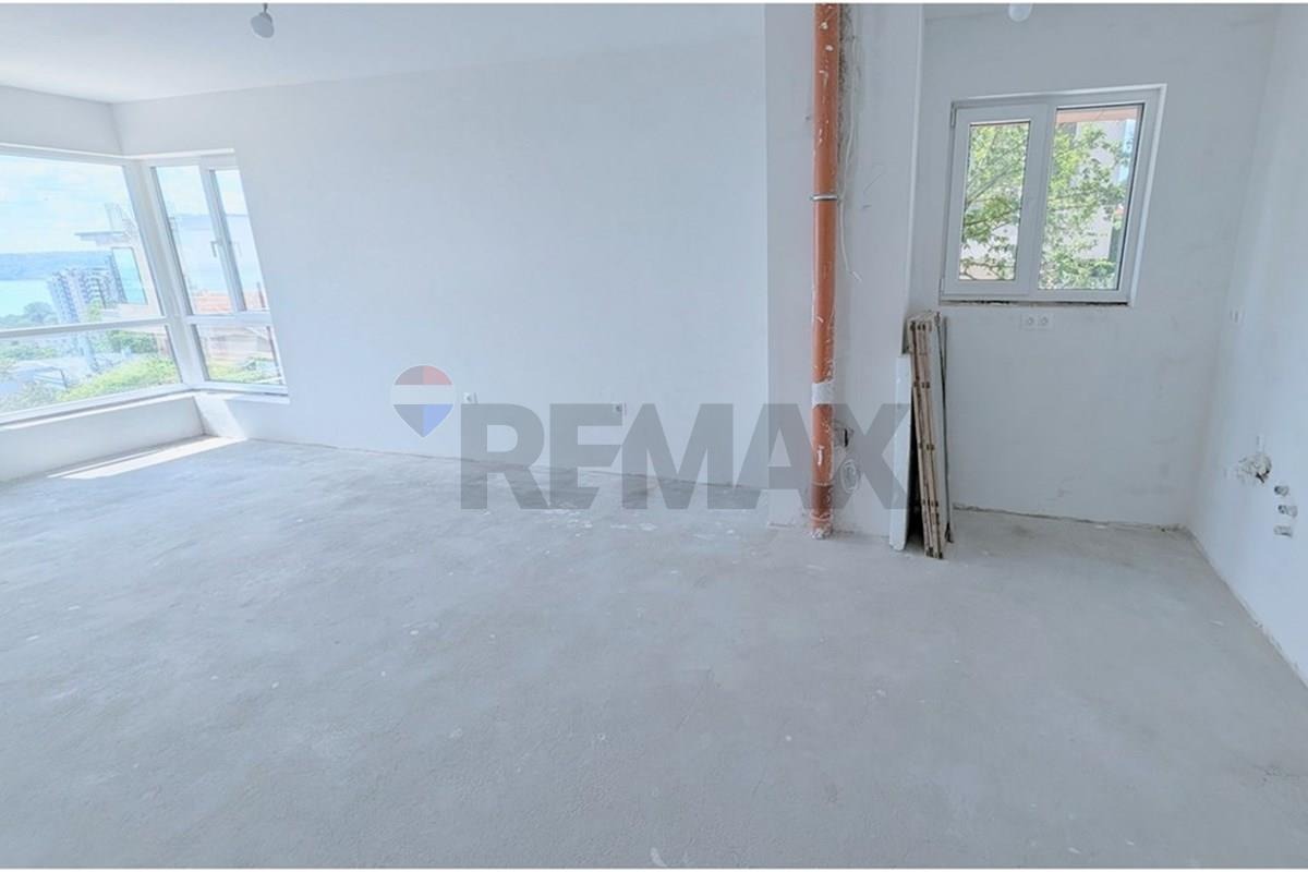 Продава 2-СТАЕН, гр. Варна, Бриз, снимка 4 - Апартаменти - 54746392
