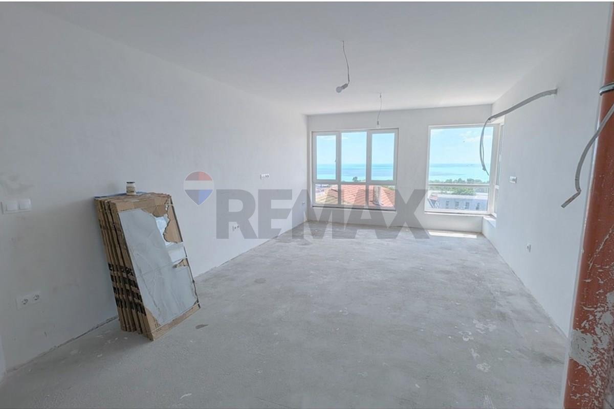 Продава 2-СТАЕН, гр. Варна, Бриз, снимка 2 - Апартаменти - 54746392