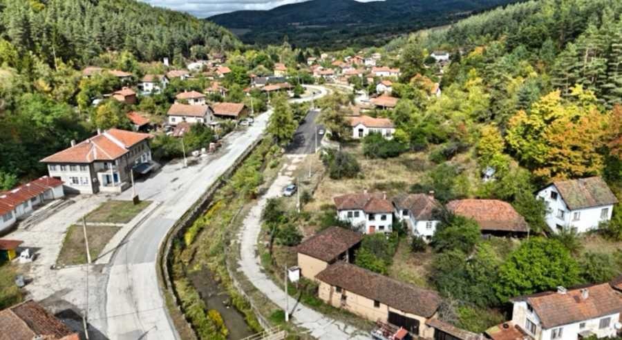 Продава КЪЩА, с. Ново село, област София област, снимка 16 - Къщи - 55014002
