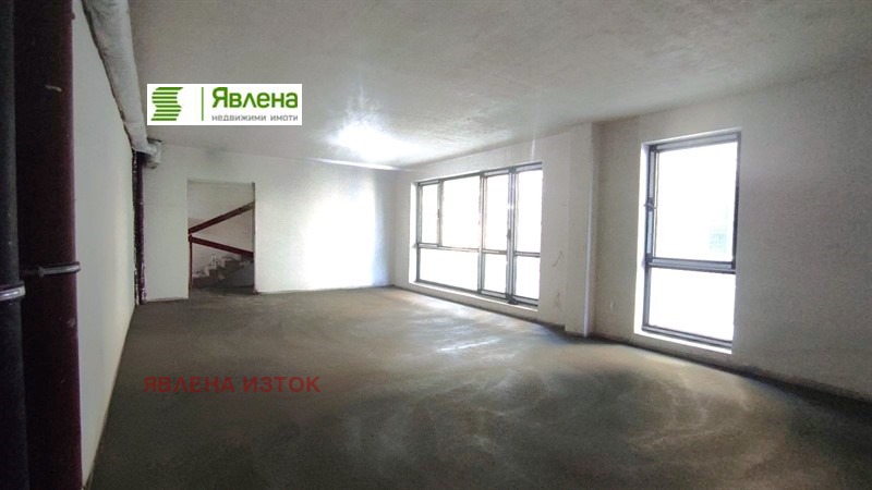 Te koop  2 slaapkamers Sofia , Reduta , 119 m² | 89043697 - afbeelding [2]