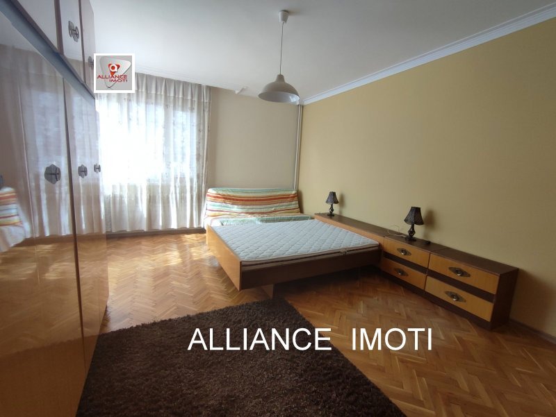 À venda  3 quartos Sofia , Iztok , 160 m² | 66586334 - imagem [14]