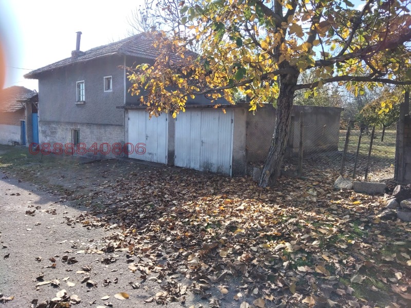 Продава КЪЩА, с. Екзарх Йосиф, област Русе