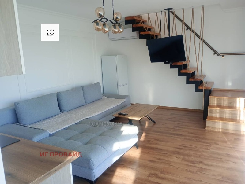 Продава КЪЩА, гр. Айтос, област Бургас, снимка 3 - Къщи - 52304215