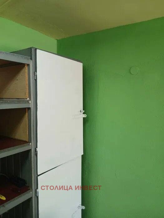 Продава ГАРАЖ, ПАРКОМЯСТО, гр. Русе, Здравец, снимка 4 - Гаражи и паркоместа - 55822078
