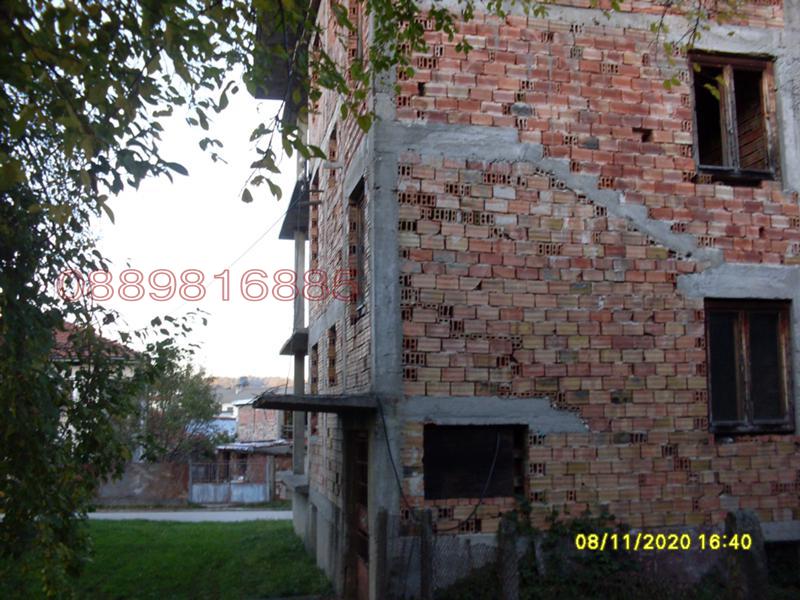 Продава КЪЩА, с. Орешак, област Ловеч, снимка 12 - Къщи - 52773442