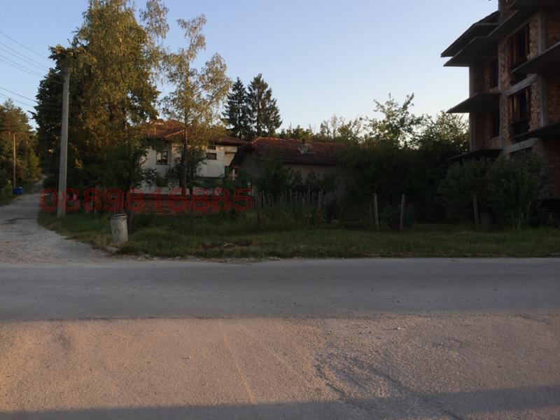 Продава КЪЩА, с. Орешак, област Ловеч, снимка 3 - Къщи - 52773442