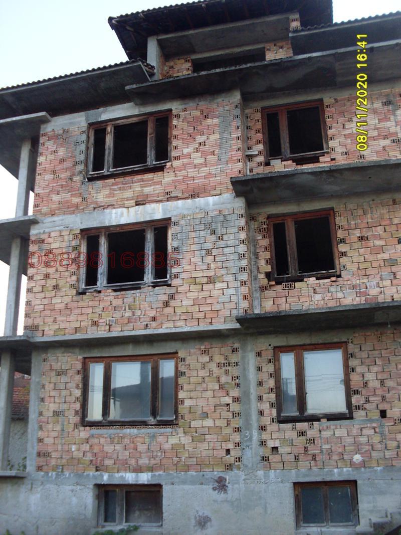 Продава КЪЩА, с. Орешак, област Ловеч, снимка 13 - Къщи - 52773442