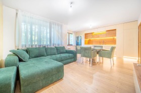 Продава 3-стаен град Варна Гранд Мол - [1] 