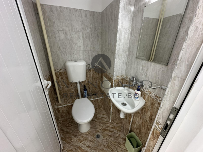 In vendita  Negozio Plovdiv , Karshiiaka , 45 mq | 64970476 - Immagine [7]