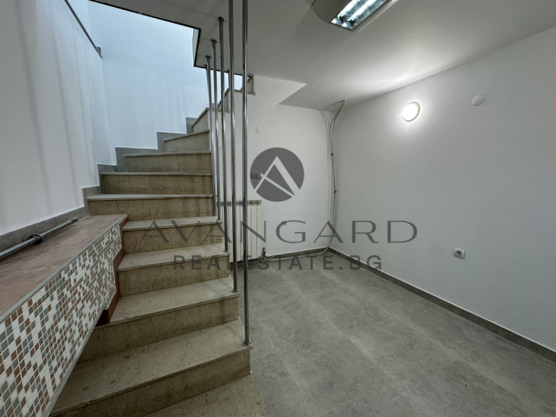 In vendita  Negozio Plovdiv , Karshiiaka , 45 mq | 64970476 - Immagine [4]