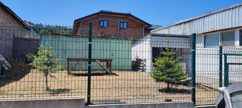 Продава ПРОМ. ПОМЕЩЕНИЕ, с. Радилово, област Пазарджик, снимка 4 - Производствени сгради - 52782407