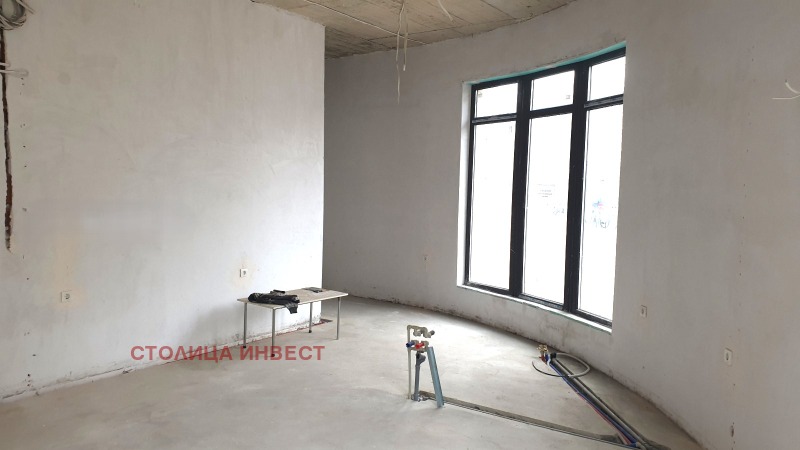 Продава БИЗНЕС ИМОТ, гр. Русе, Широк център