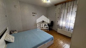 2 camere da letto Mladegki halm, Haskovo 8