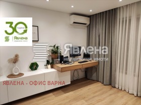 Обява продава 3-стаен, град Варна, Център