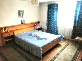 Huis Prespa, regio Dobritsj 1