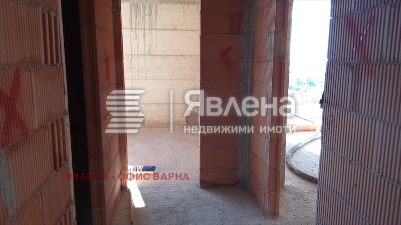 Продава  2-стаен град Варна , м-т Пчелина , 55 кв.м | 68571380 - изображение [2]