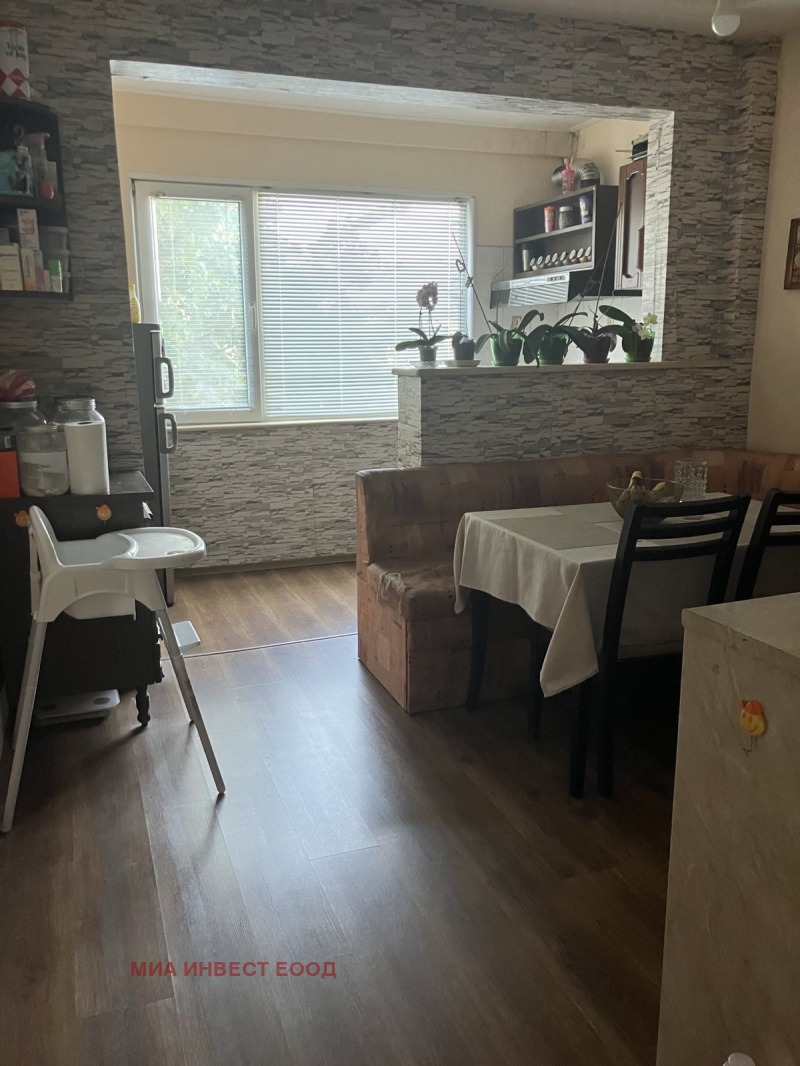 Продава  3-стаен град Враца , Дъбника , 81 кв.м | 40539198 - изображение [2]
