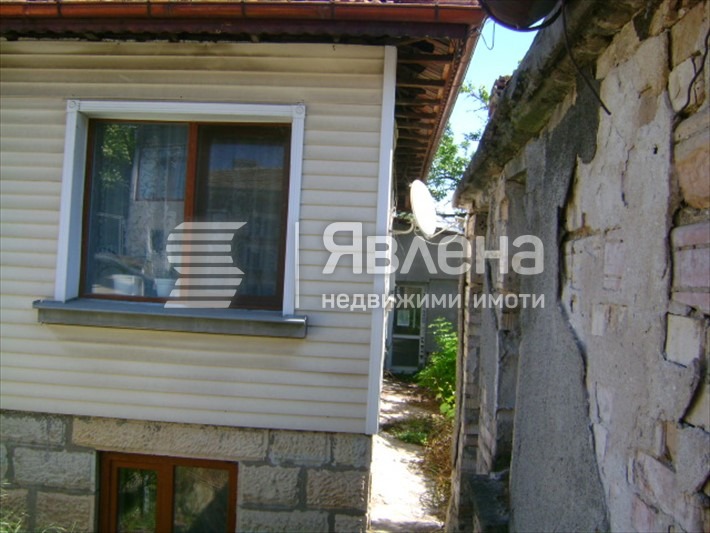 Продава КЪЩА, гр. Разград, Център, снимка 3 - Къщи - 55994418