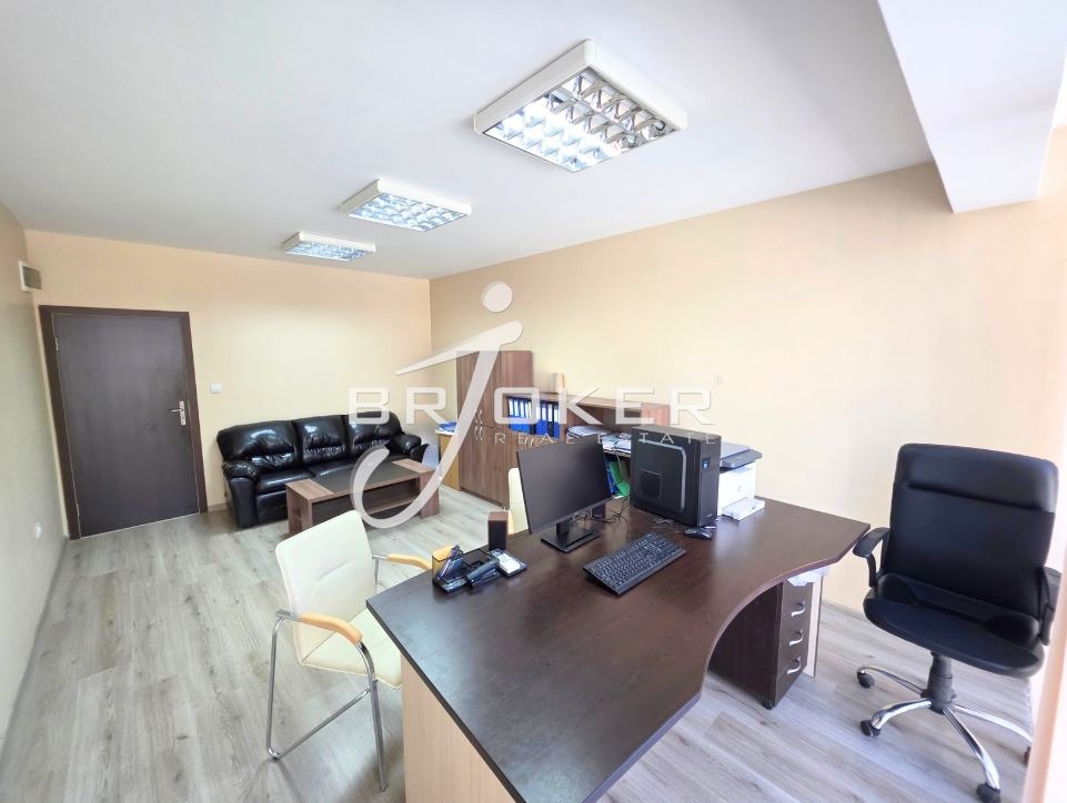 Продава ОФИС, гр. Кърджали, Център, снимка 8 - Офиси - 54855669