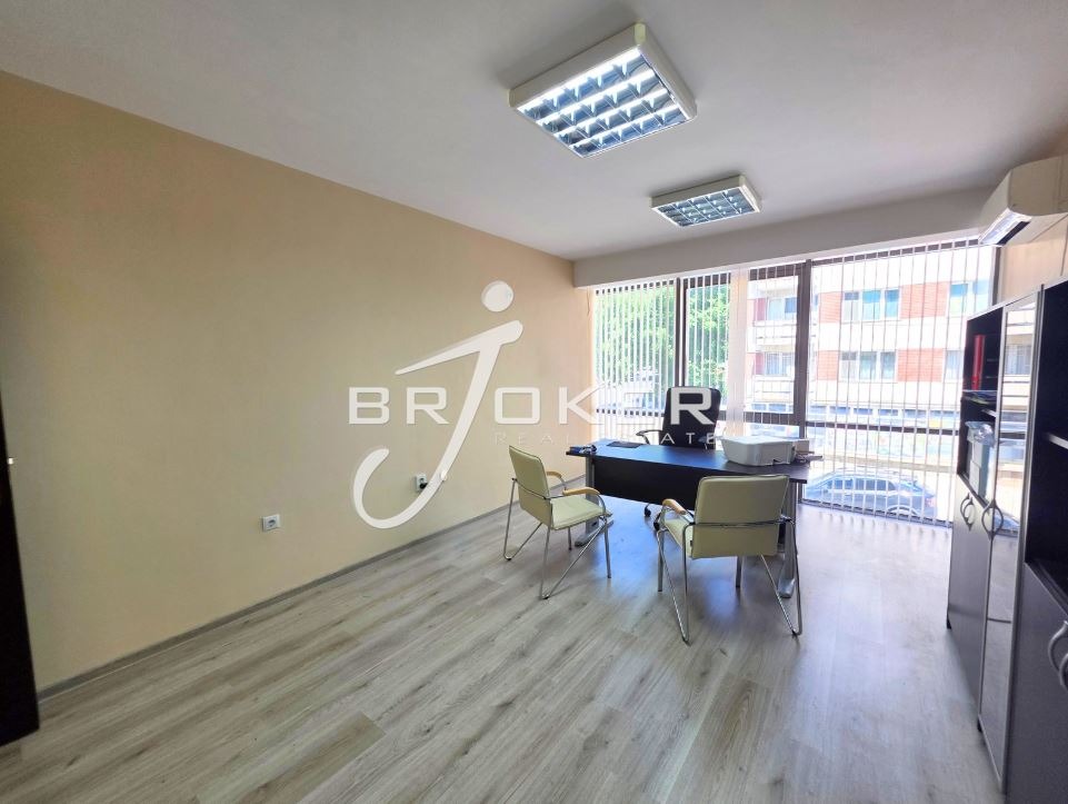 Продава ОФИС, гр. Кърджали, Център, снимка 9 - Офиси - 54855669