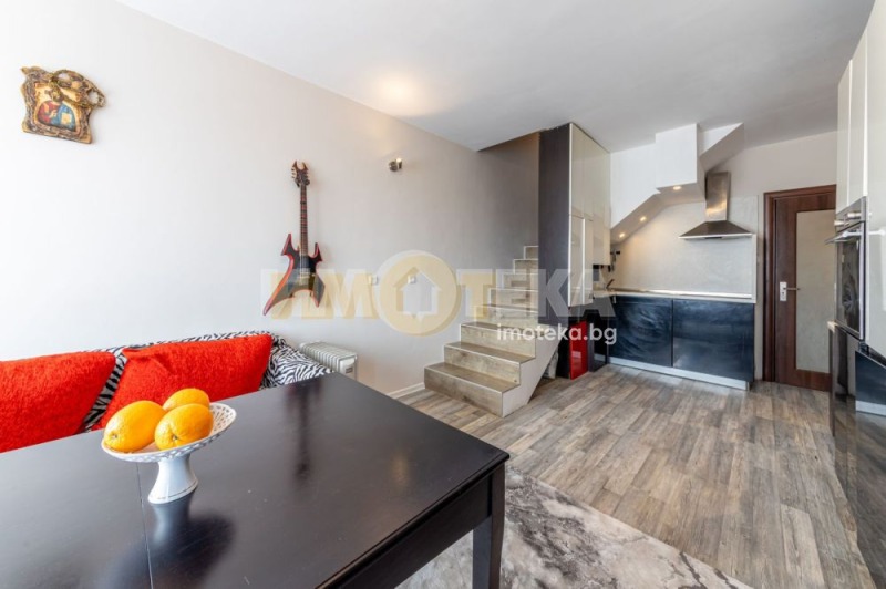 Продаја  1 спаваћа соба Варна , Лјатно кино Тракија , 94 м2 | 10257273