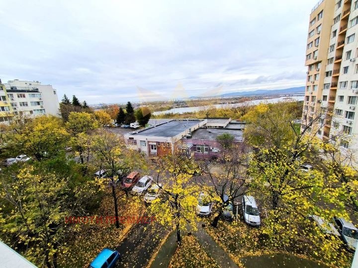 Продава 4-СТАЕН, гр. Бургас, област Бургас, снимка 15 - Апартаменти - 52627495