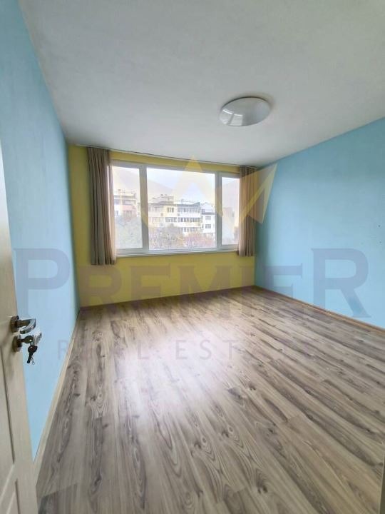 Продава 4-СТАЕН, гр. Бургас, област Бургас, снимка 7 - Апартаменти - 52627495