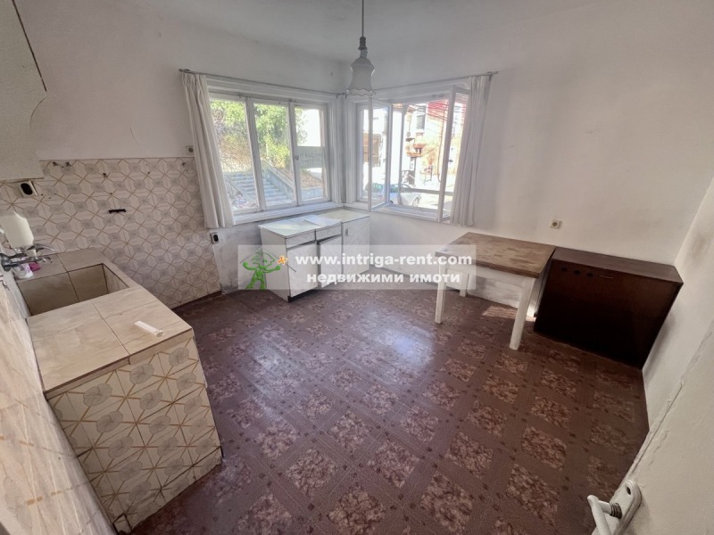 Продава  Етаж от къща град Хасково , Любен Каравелов , 90 кв.м | 21148638 - изображение [9]