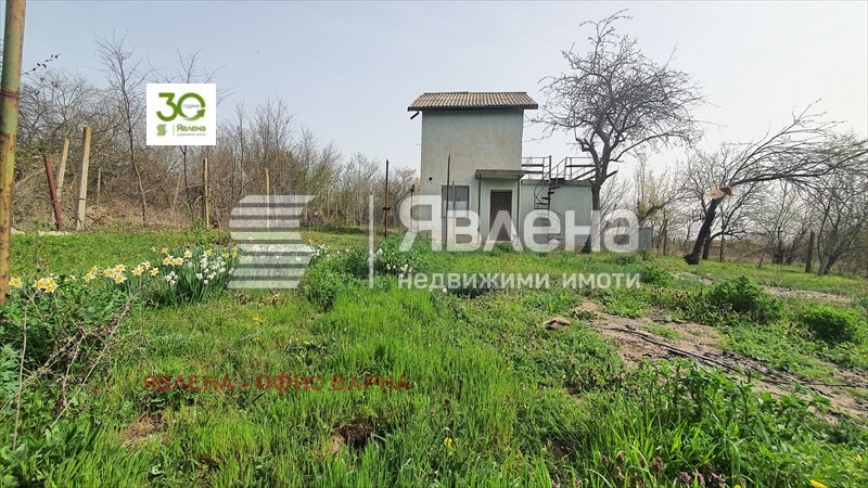 Продава КЪЩА, гр. Варна, м-т Перчемлията, снимка 11 - Къщи - 48018860