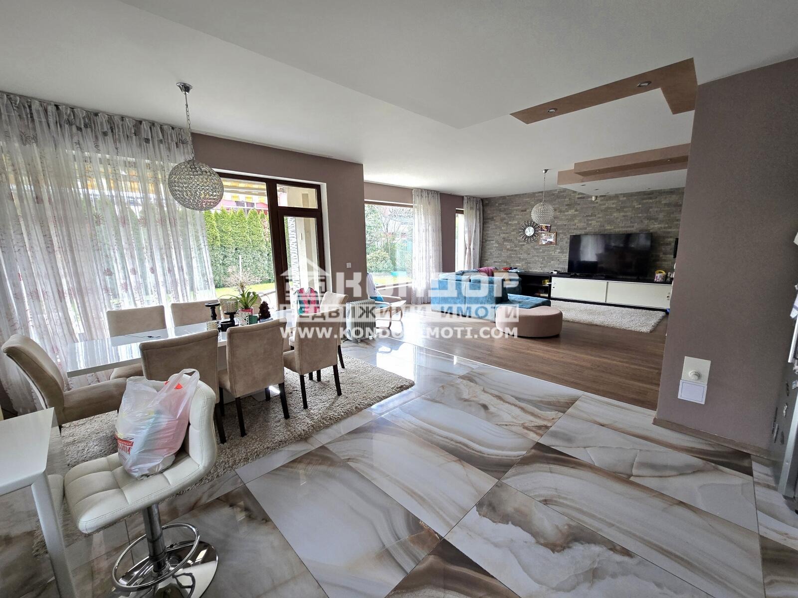 Продава КЪЩА, гр. Пловдив, Западен, снимка 2 - Къщи - 54201067